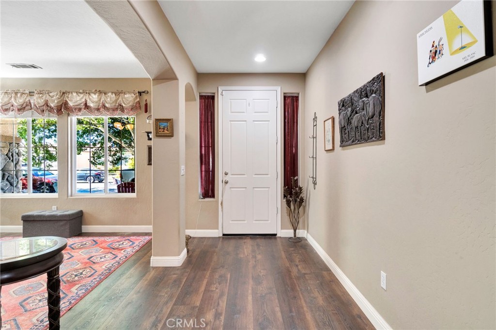 6367 E Dayton Ave, Fresno, CA 93727