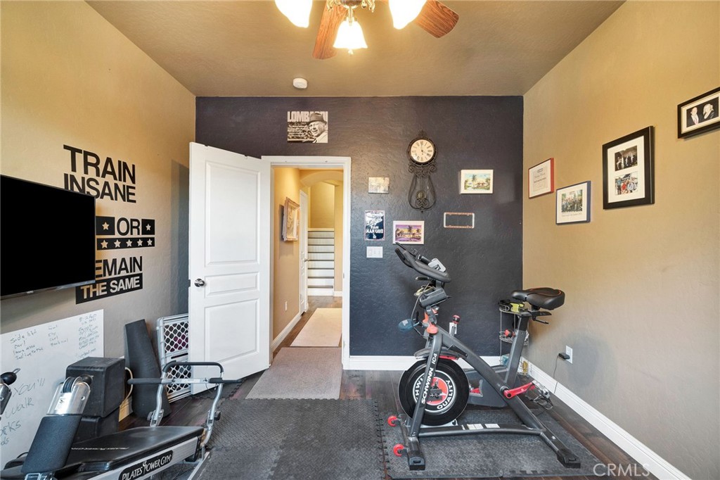 6367 E Dayton Ave, Fresno, CA 93727