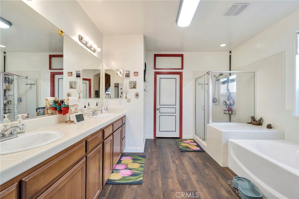 6367 E Dayton Ave, Fresno, CA 93727