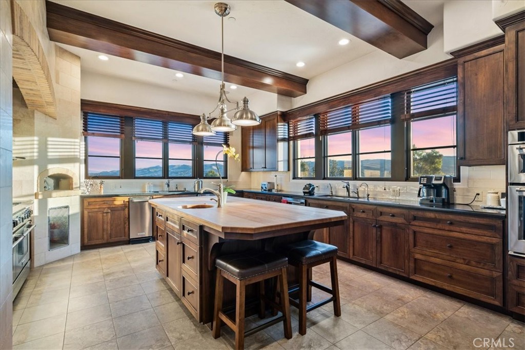 3515 Turri Rd, San Luis Obispo, CA 93405