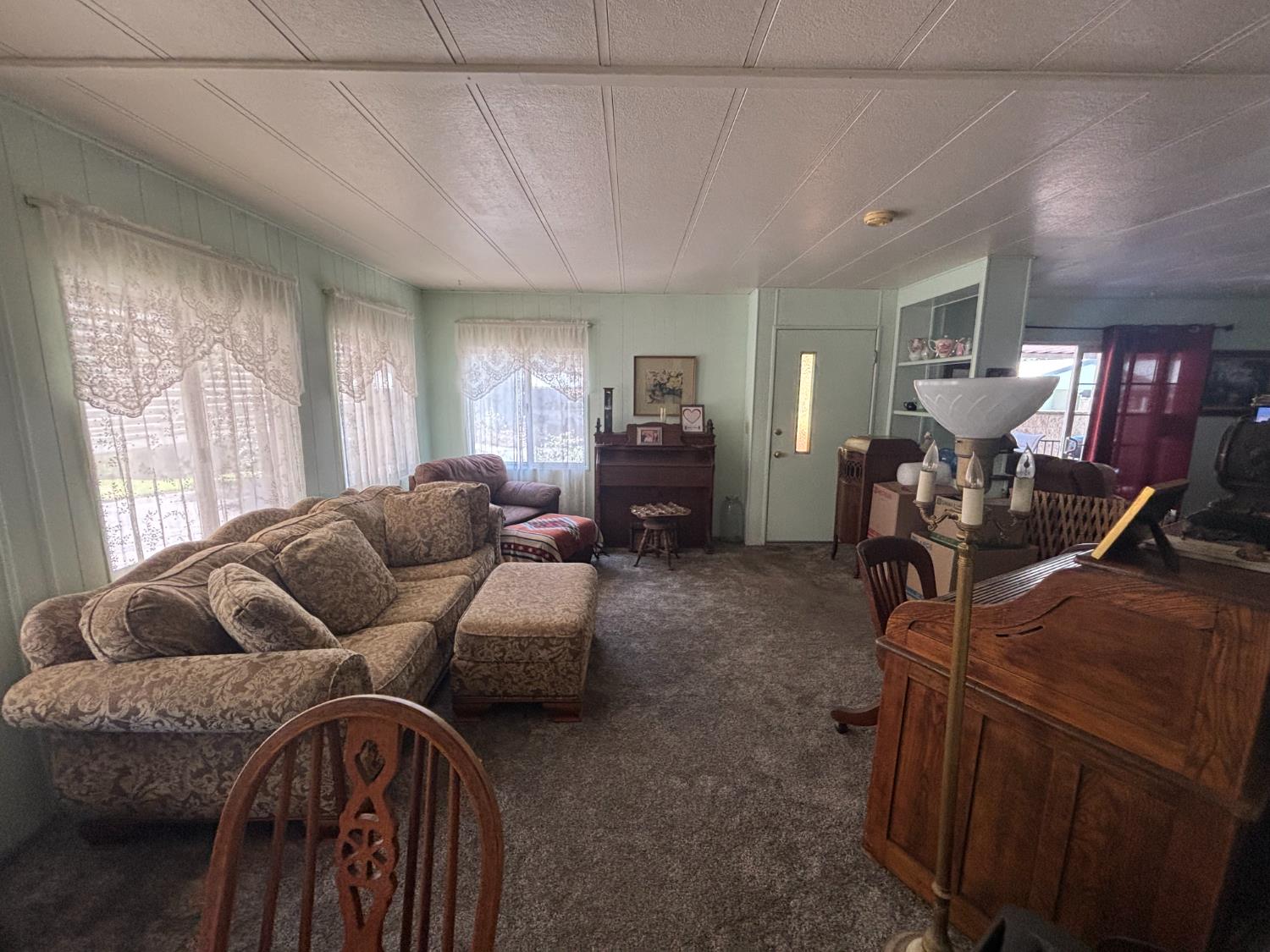 339 N Frankwood Ave #24, Sanger, CA 93657