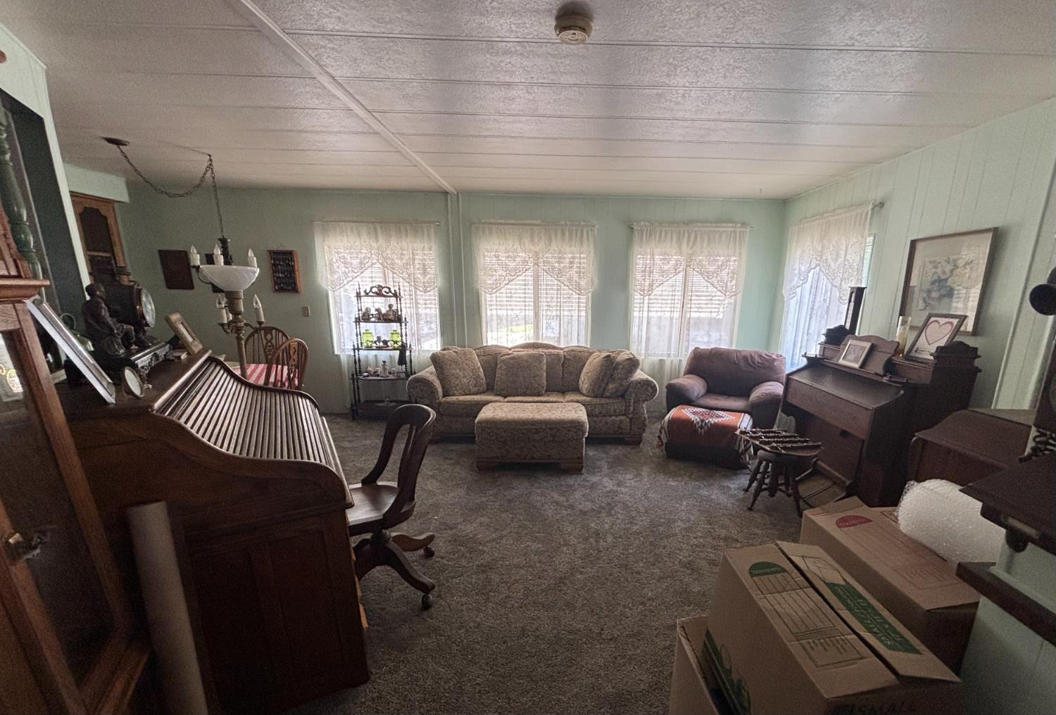 339 N Frankwood Ave #24, Sanger, CA 93657