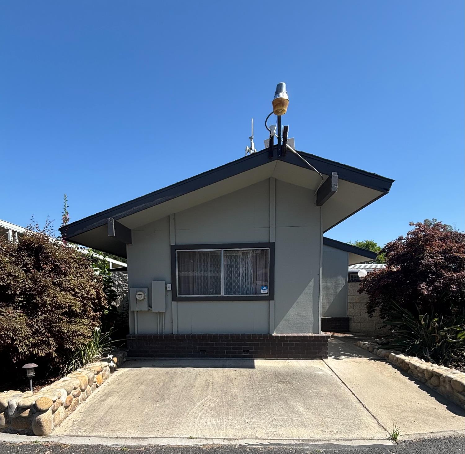 339 N Frankwood Ave #24, Sanger, CA 93657