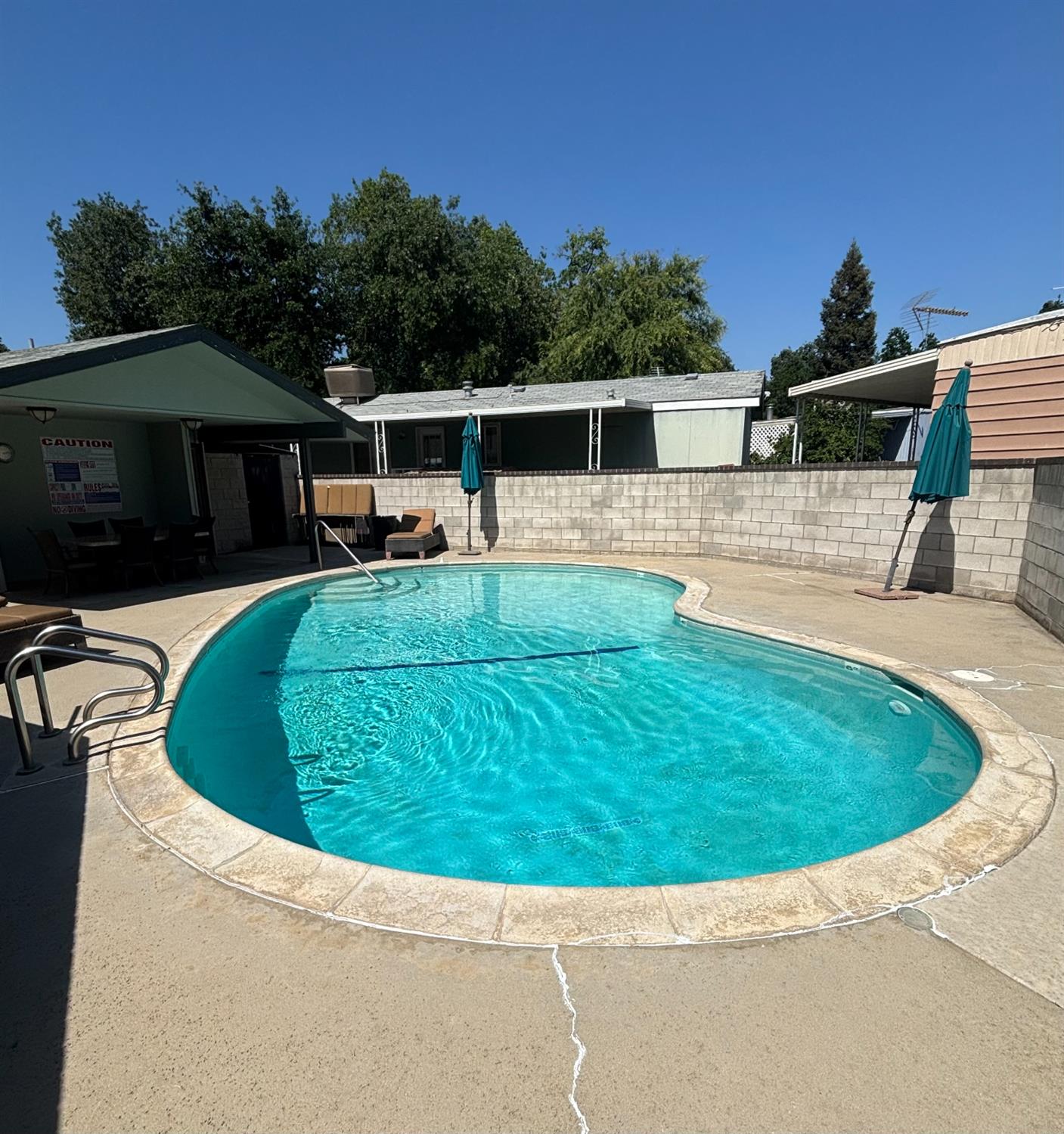 339 N Frankwood Ave #24, Sanger, CA 93657