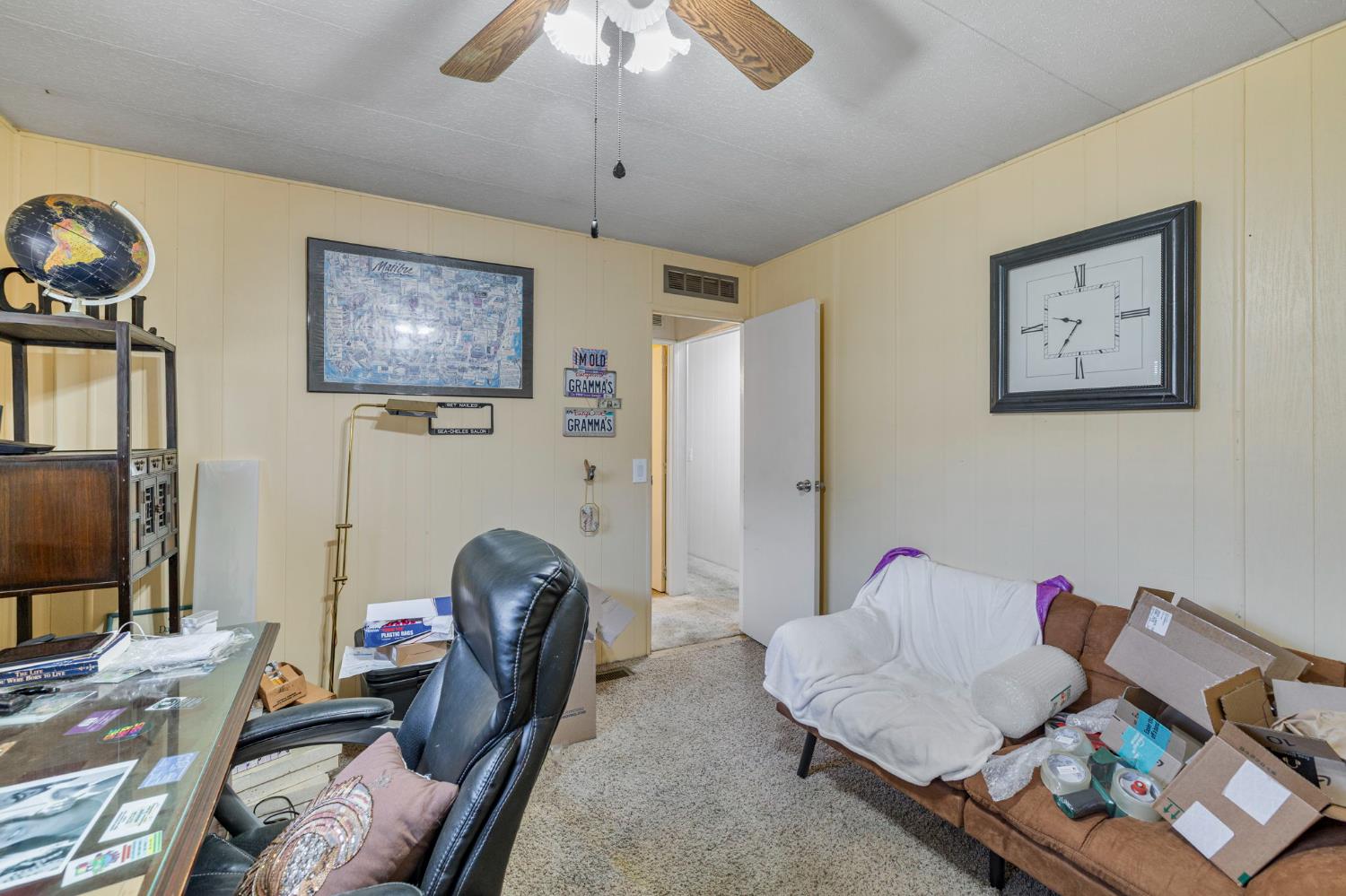 339 N Frankwood Ave #6, Sanger, CA 93657