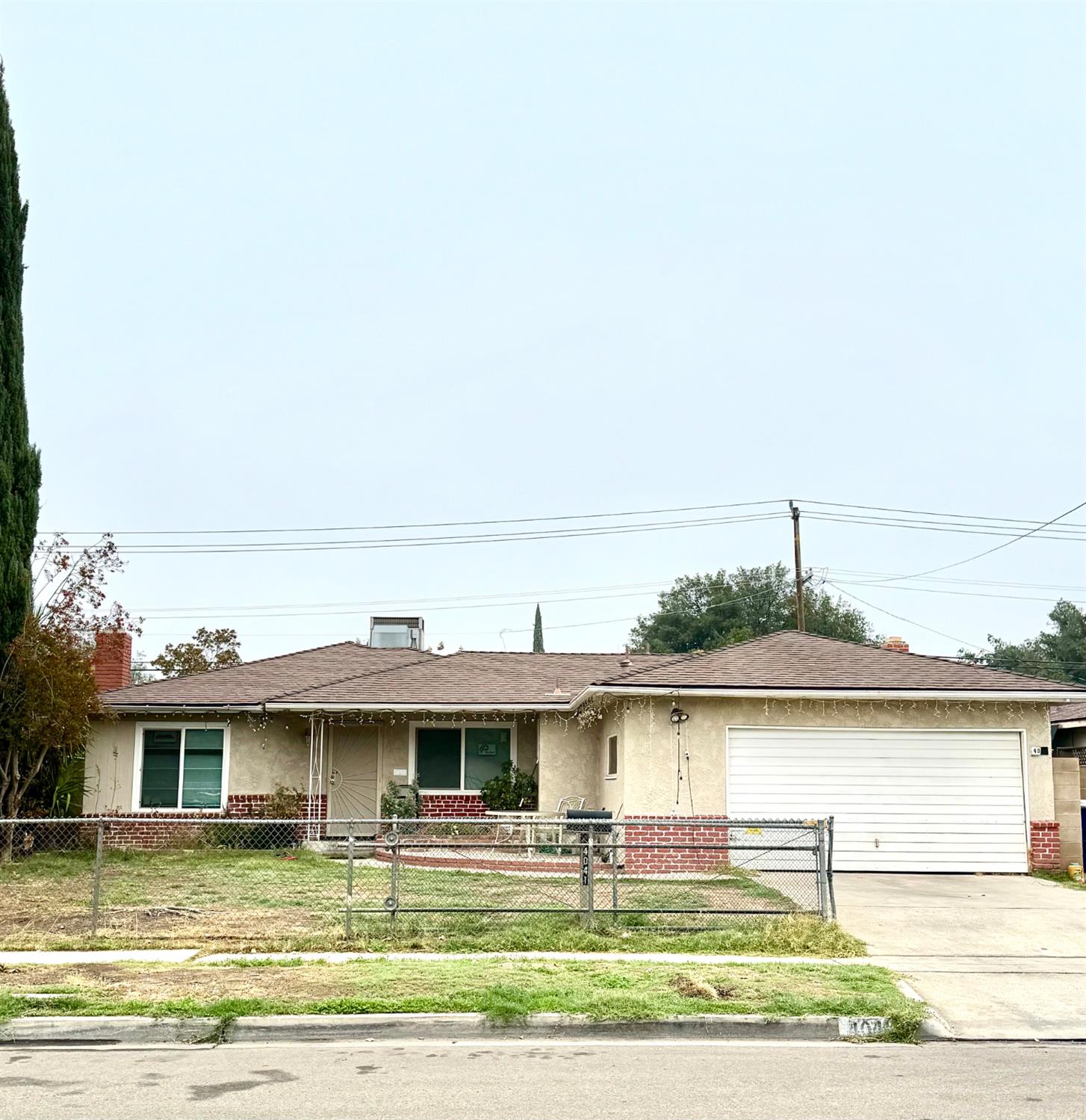 4041 E Saginaw Way