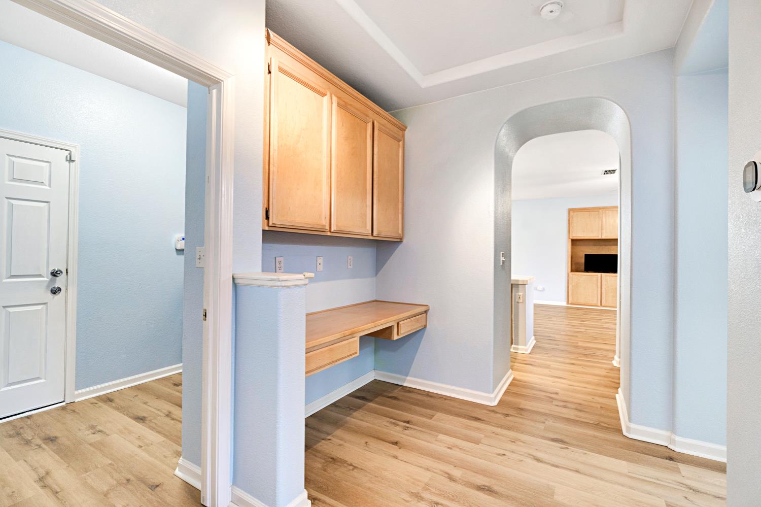 1049 Stanford Ave, Madera, CA 93637